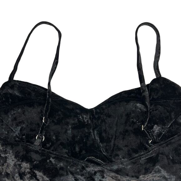 BuffBunny Velvet Cropped Glam Tank Top Black Adjustable Straps Size M Y2K NWT - Picture 5 of 11